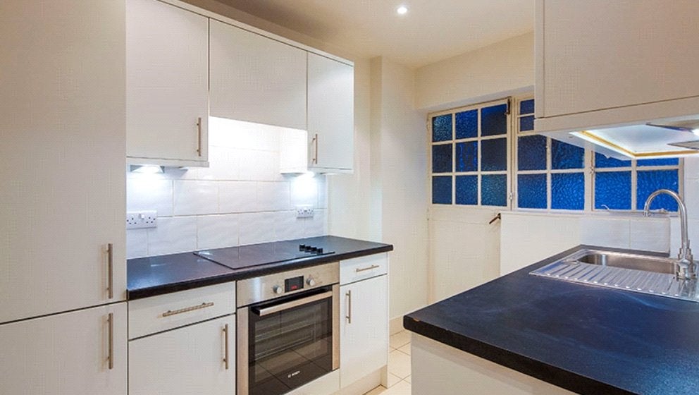 Flat Fulham Road in Greater London