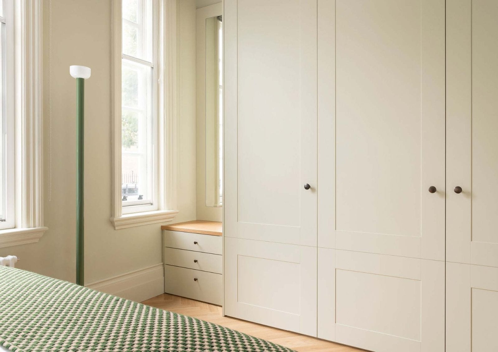 Flat Harley Street in London