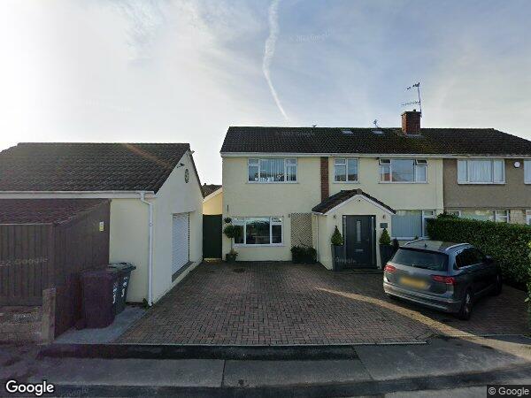 Room Woodland Road in Nailsea