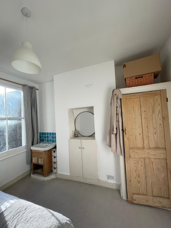 Room Meteor Street in Greater London