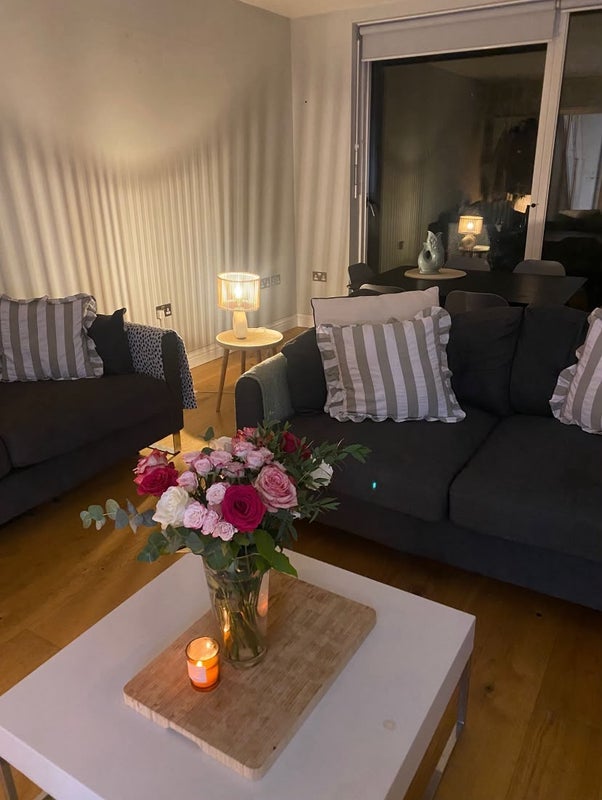 Room Kings Avenue in Greater London