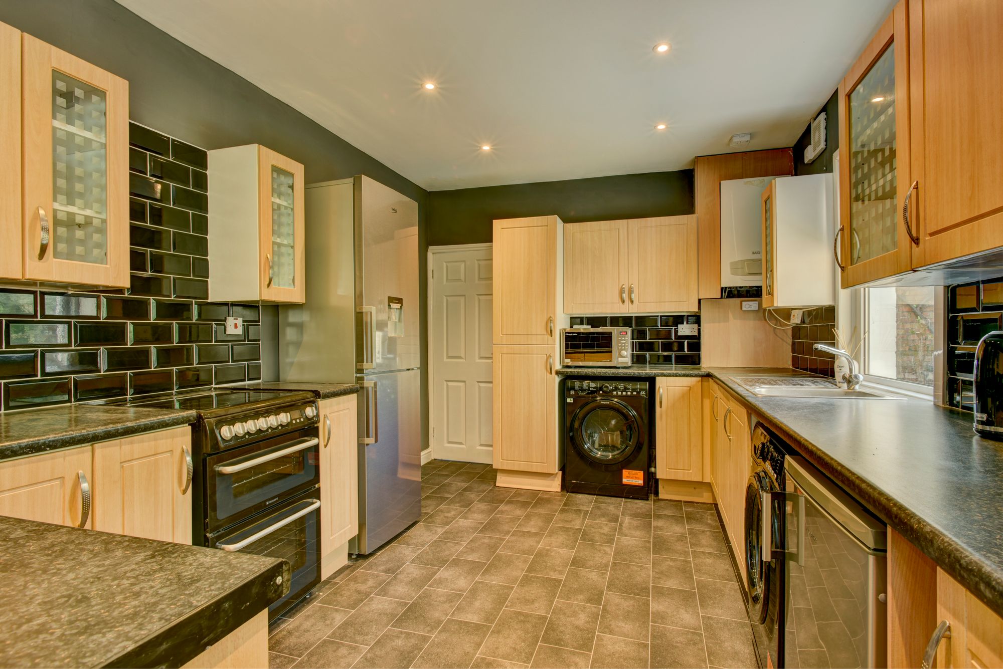 Room Beaufort Road in Taunton