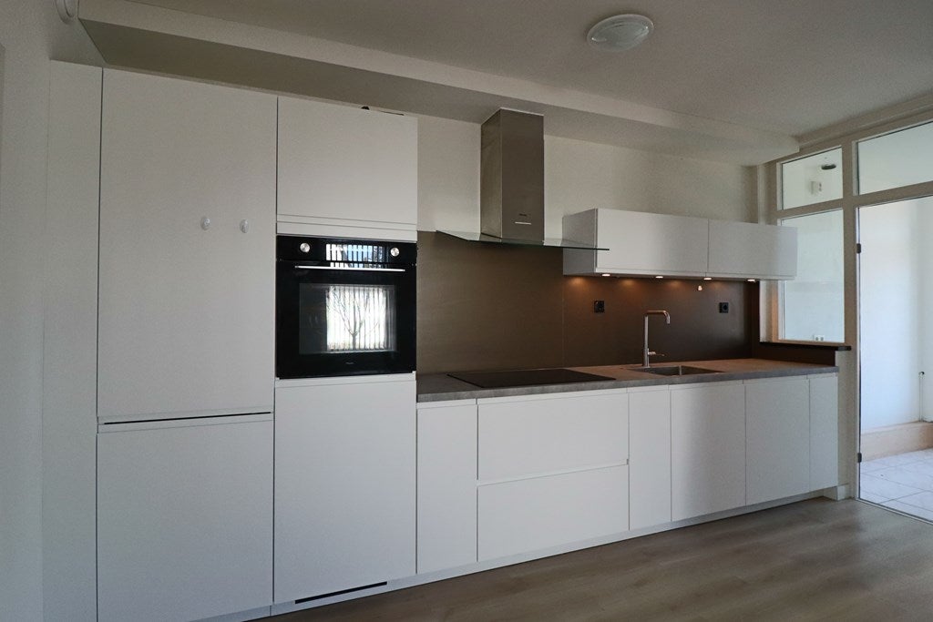 Twee-onder-één-kap te huur: Aalsmeerderweg 83, Aalsmeer