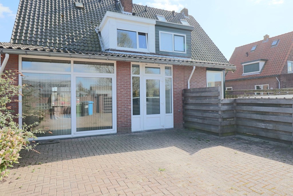 Twee-onder-één-kap te huur: Aalsmeerderweg 83, Aalsmeer
