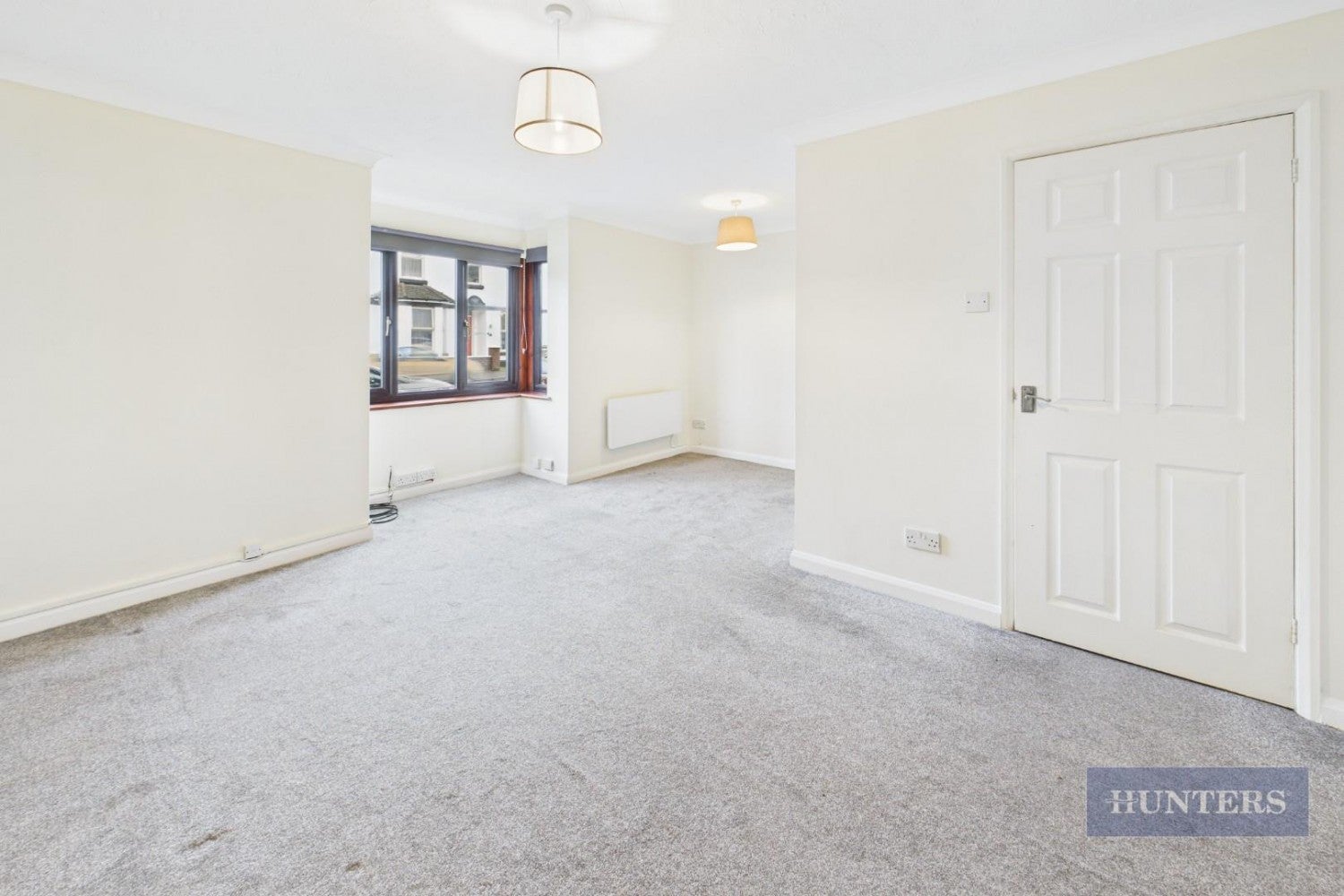 Flat Bullar Road in Southampton