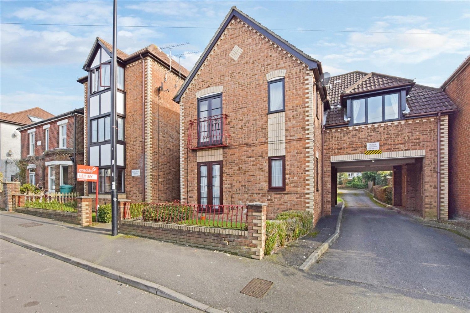 Flat Bullar Road in Southampton