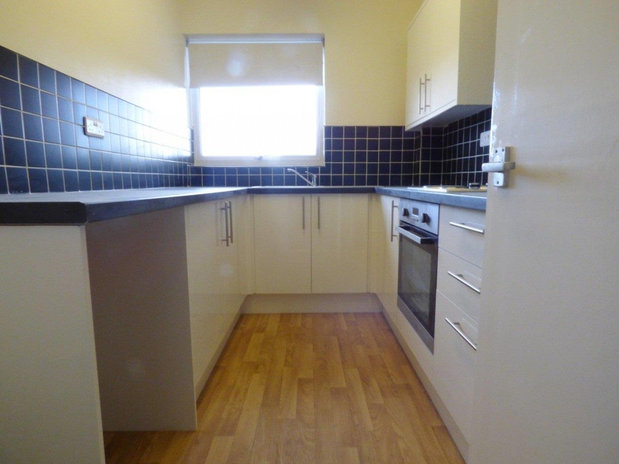 Flat South Terrace in Arun