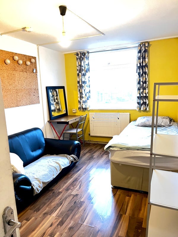 Room Ivatt Place in Greater London