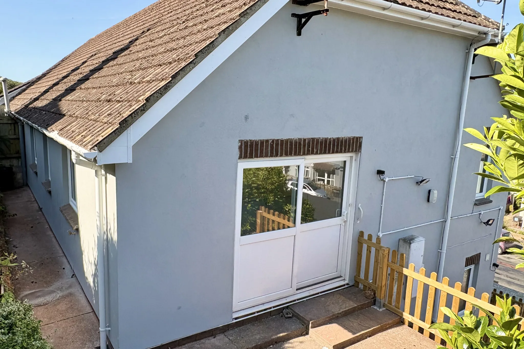 Flat Foxhole Road in Paignton