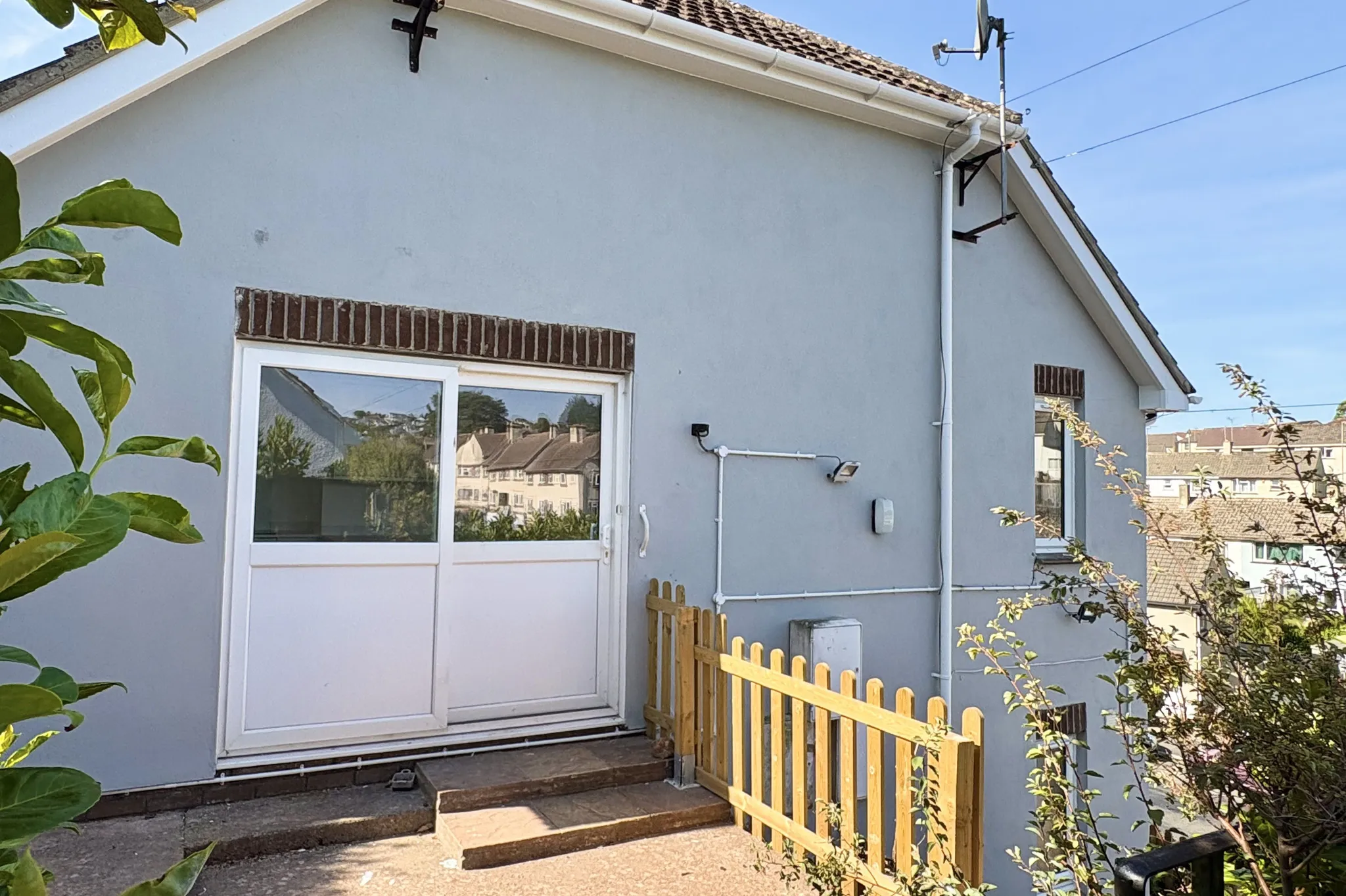 Flat Foxhole Road in Paignton