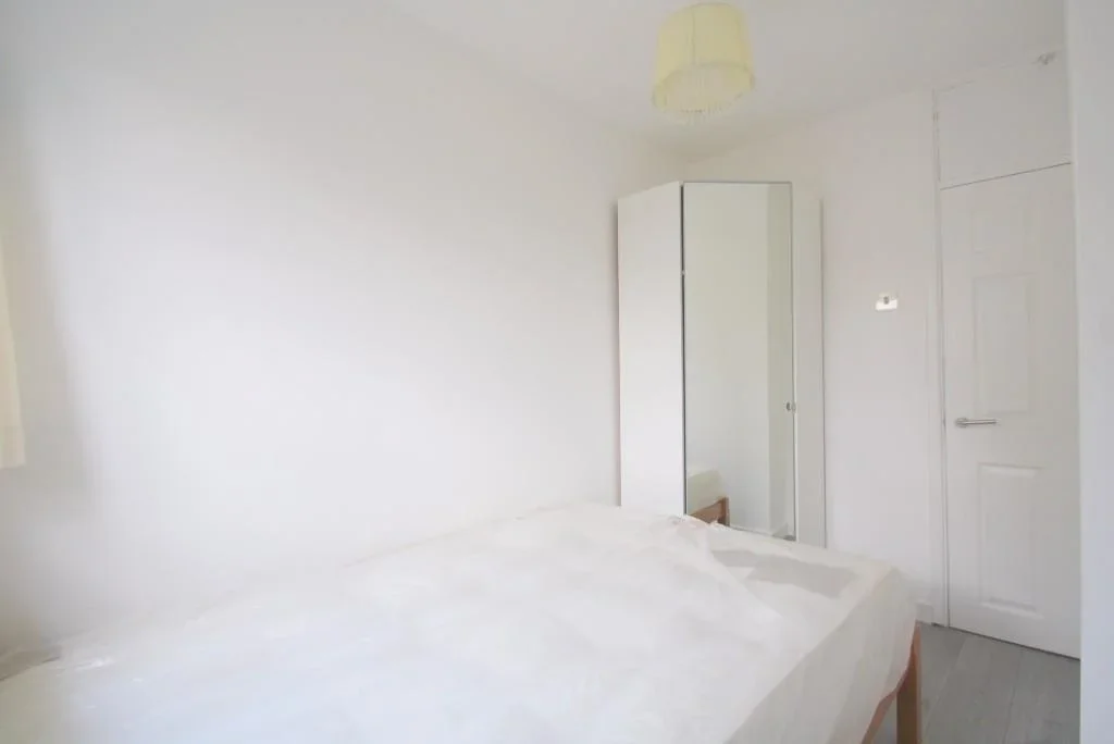 Flat New North Road in Greater London