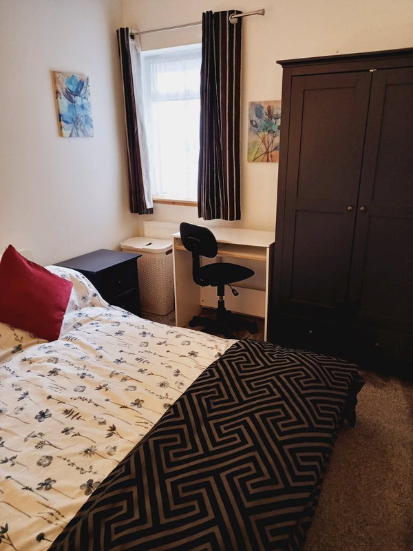 Room Muirkirk Road in Greater London
