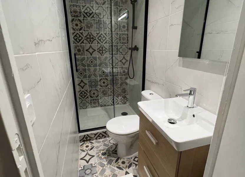 Room Rue Emma et Philippe Tiranty in Nice