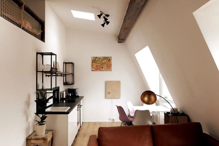Zimmer Kasernenstraße in Köln