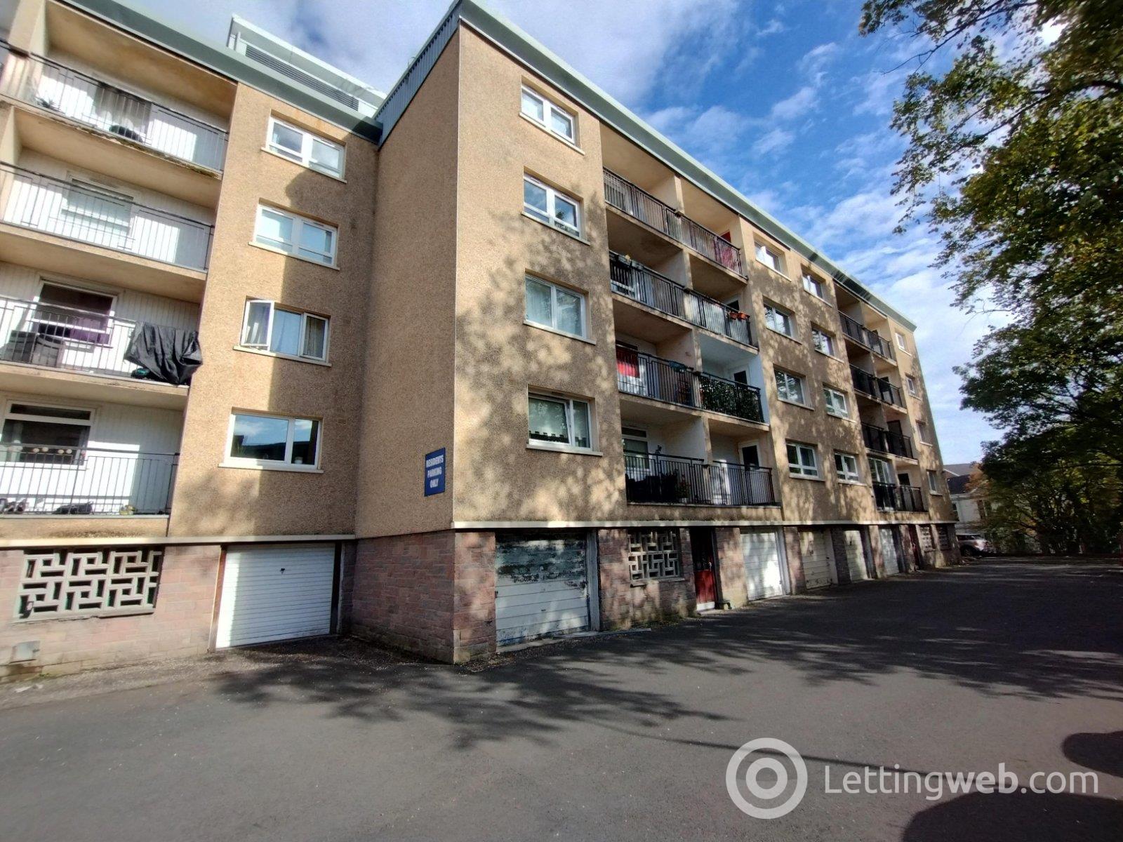 Flat Clouston Court in Glasgow