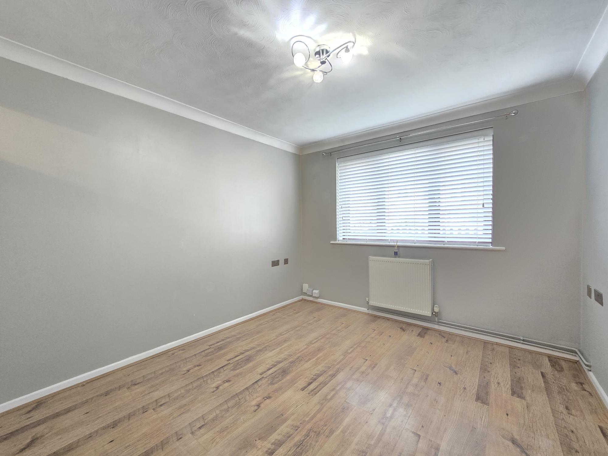 Flat Grove Place in Southampton