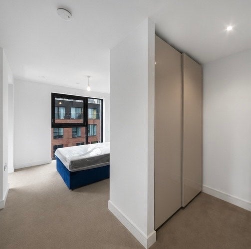 Room Heygate Street in Greater London
