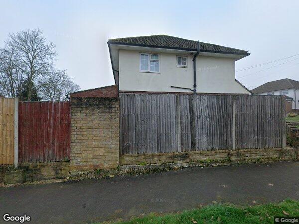 Room Hawkins Road in Crawley