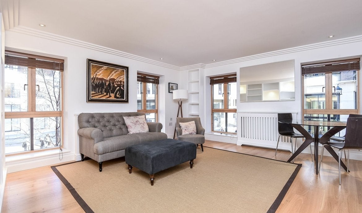 Flat Dean Ryle Street in City of Westminster