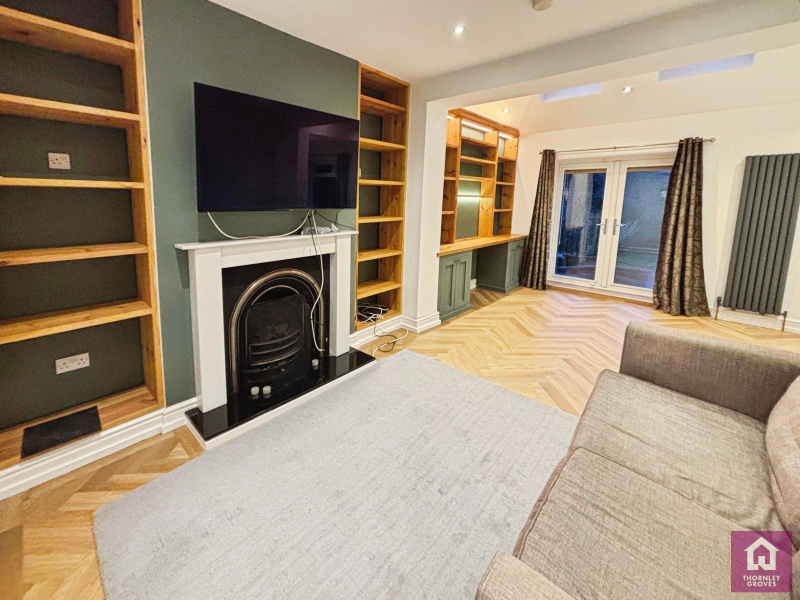 Room Ruabon Road in Manchester