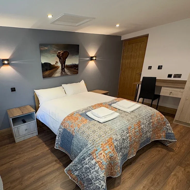 Flat Longford Road in Coventry