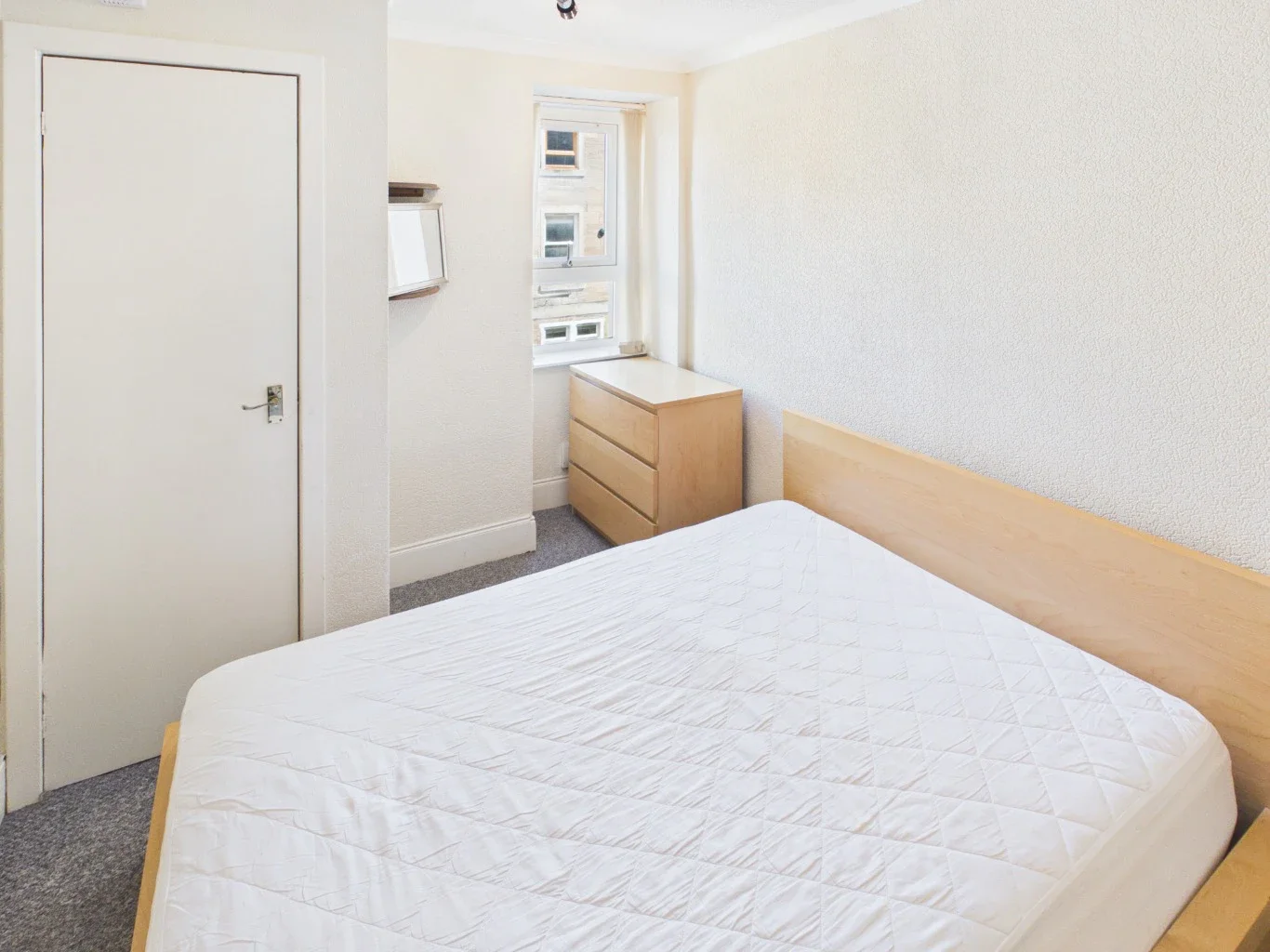 Flat Milnbank Road in Dundee