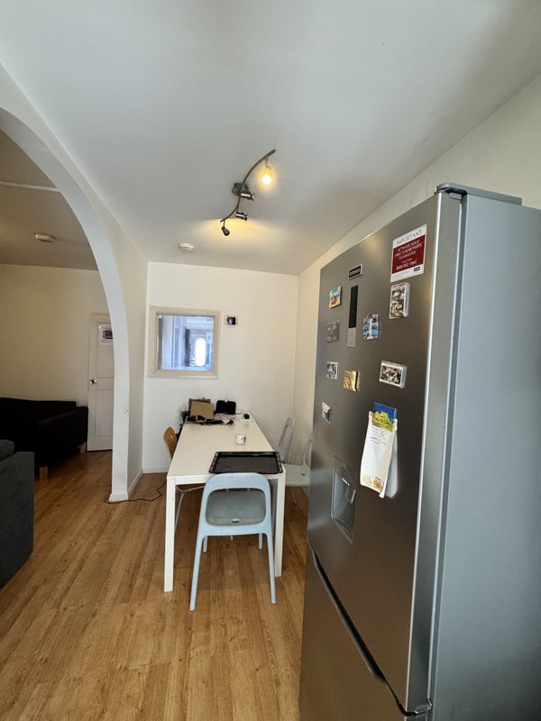 Room Lilac Street in Greater London