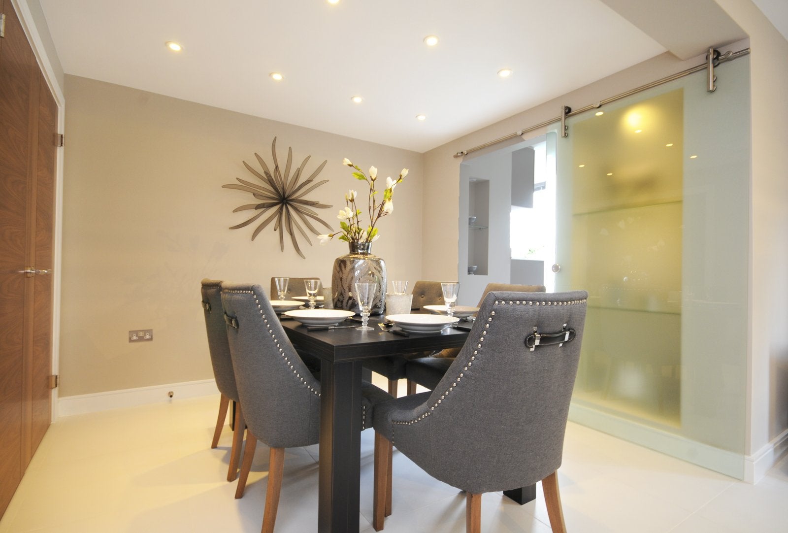 Flat Boydell Court in London