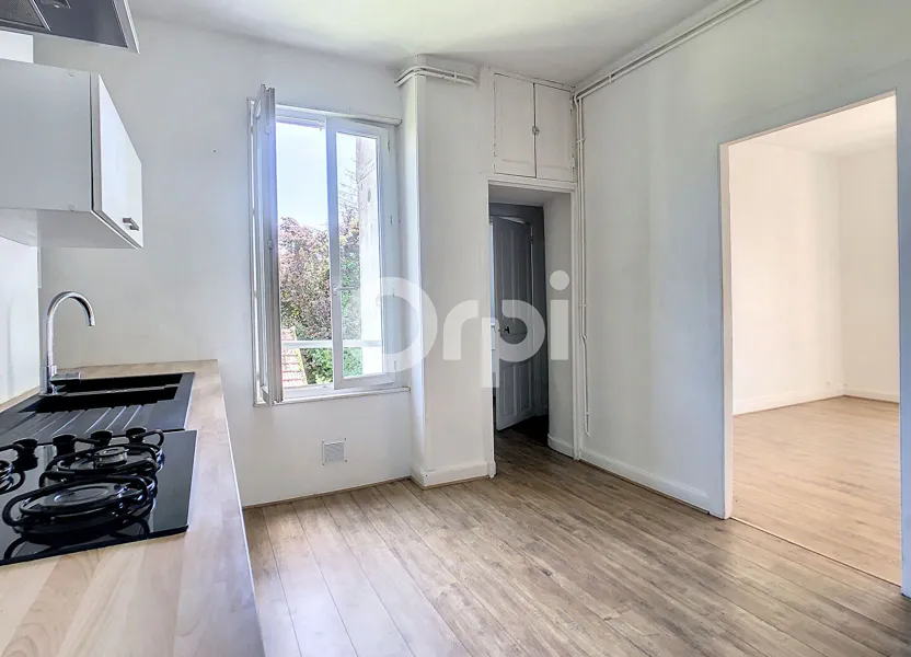 Flat Rue Paul Verlaine in Brive-la-Gaillarde