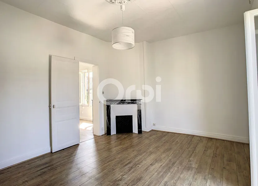 Flat Rue Paul Verlaine in Brive-la-Gaillarde