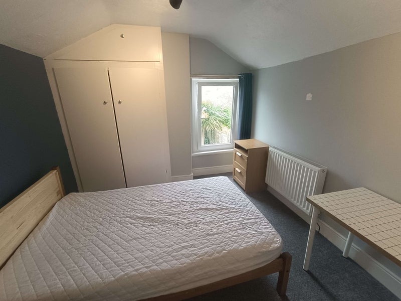 Room Harold Street in Cardiff
