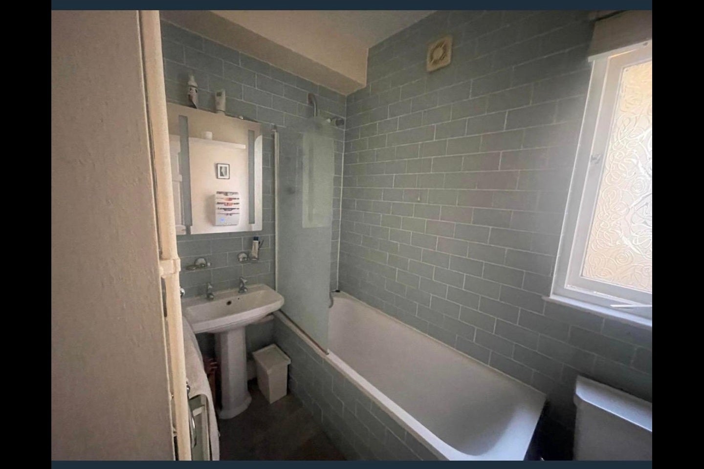 Room Stephendale Road in Greater London