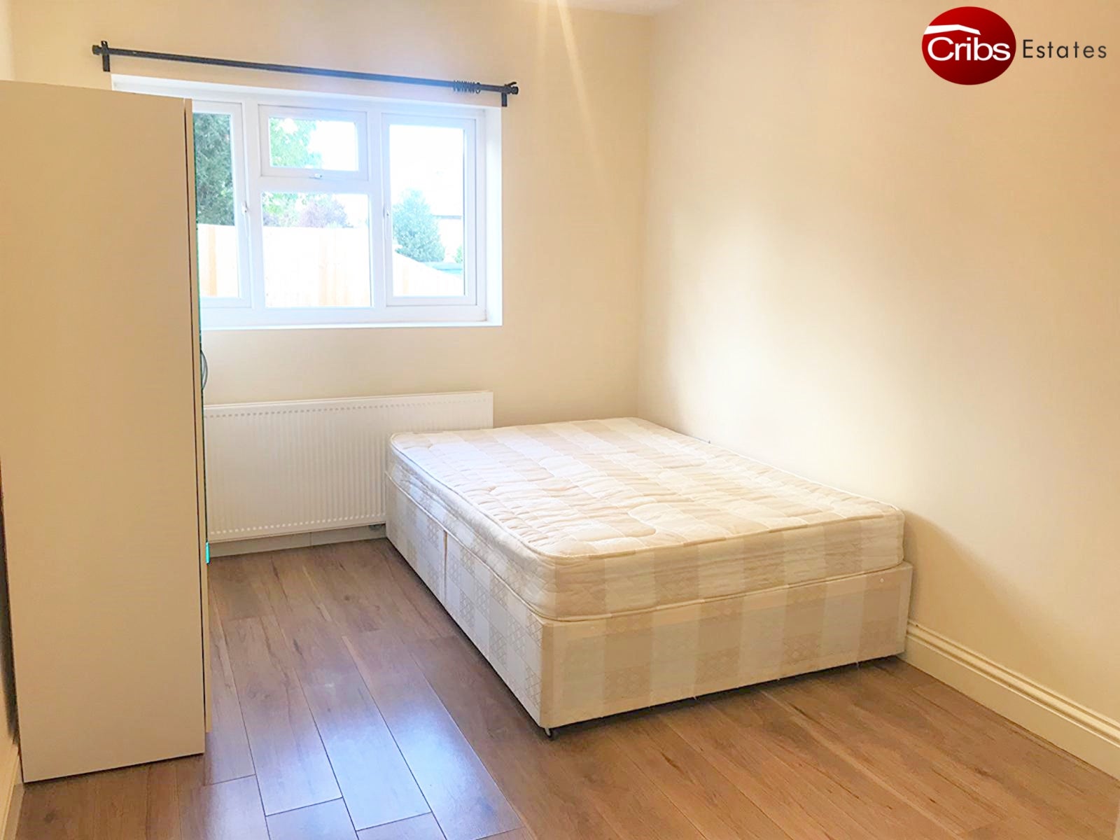 Room Lower Morden Lane in Greater London