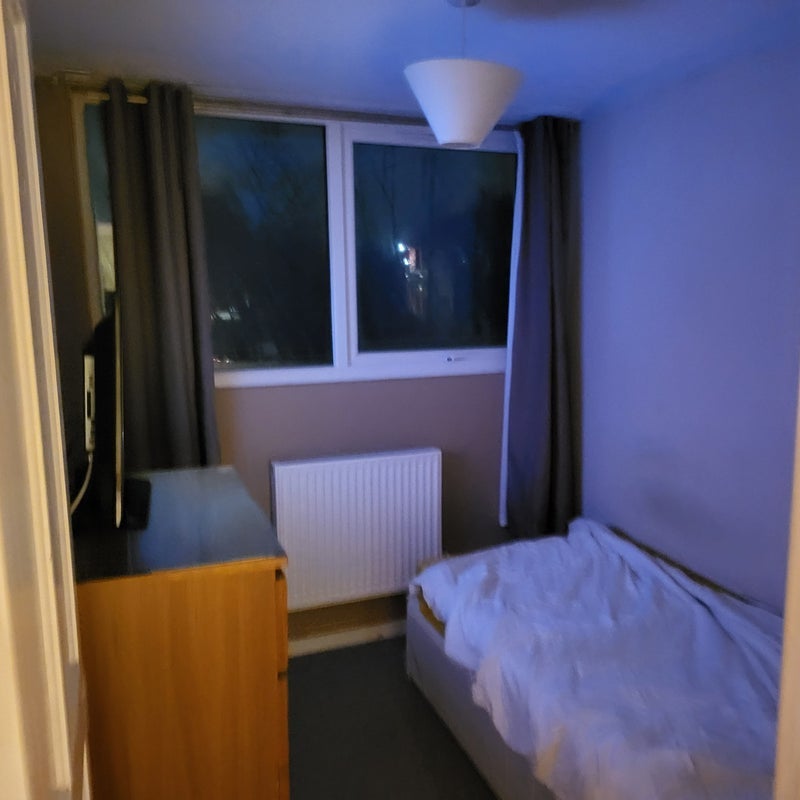Room Manor Grove in Bristol