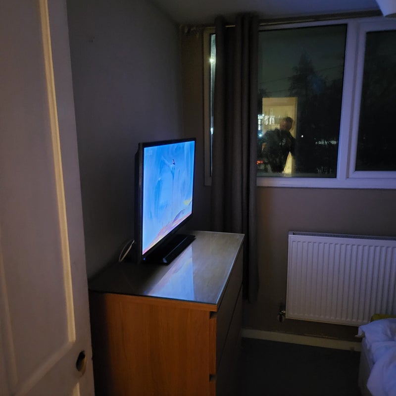 Room Manor Grove in Bristol