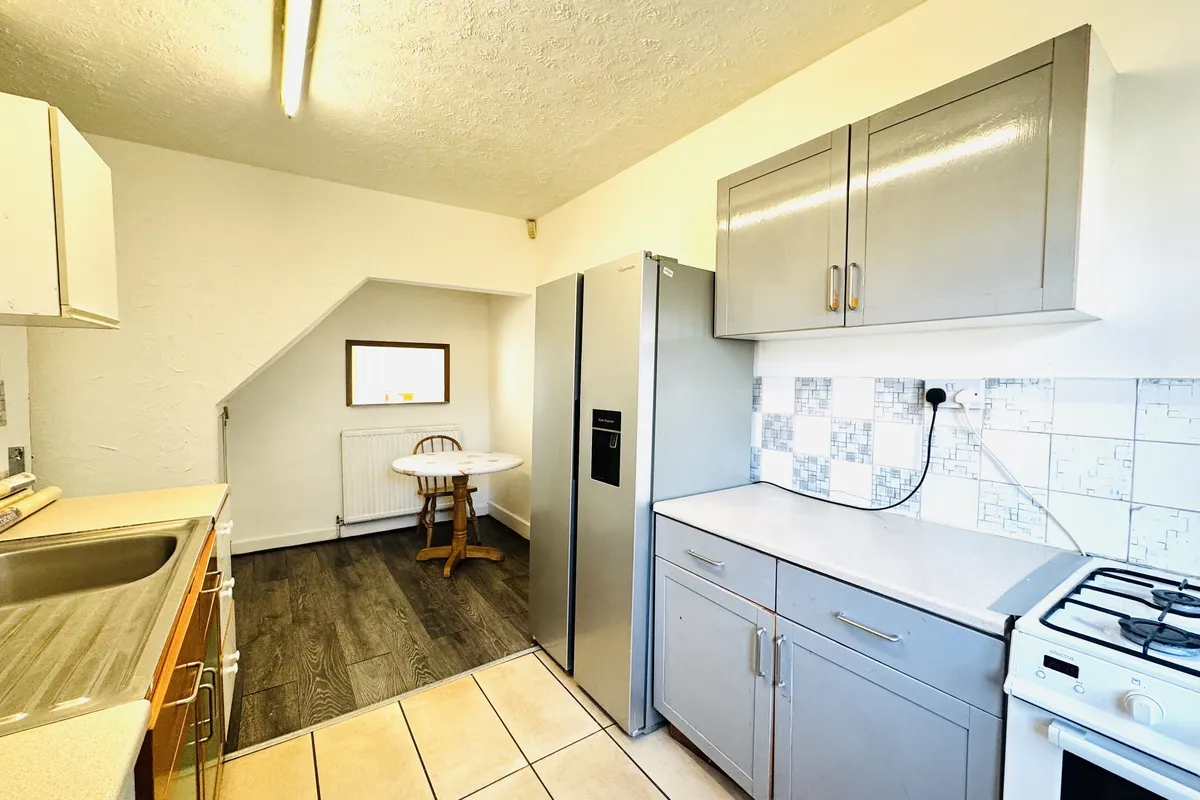 Flat Irchester Road in Rushden