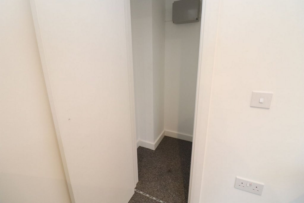 Room Globe Road in Greater London