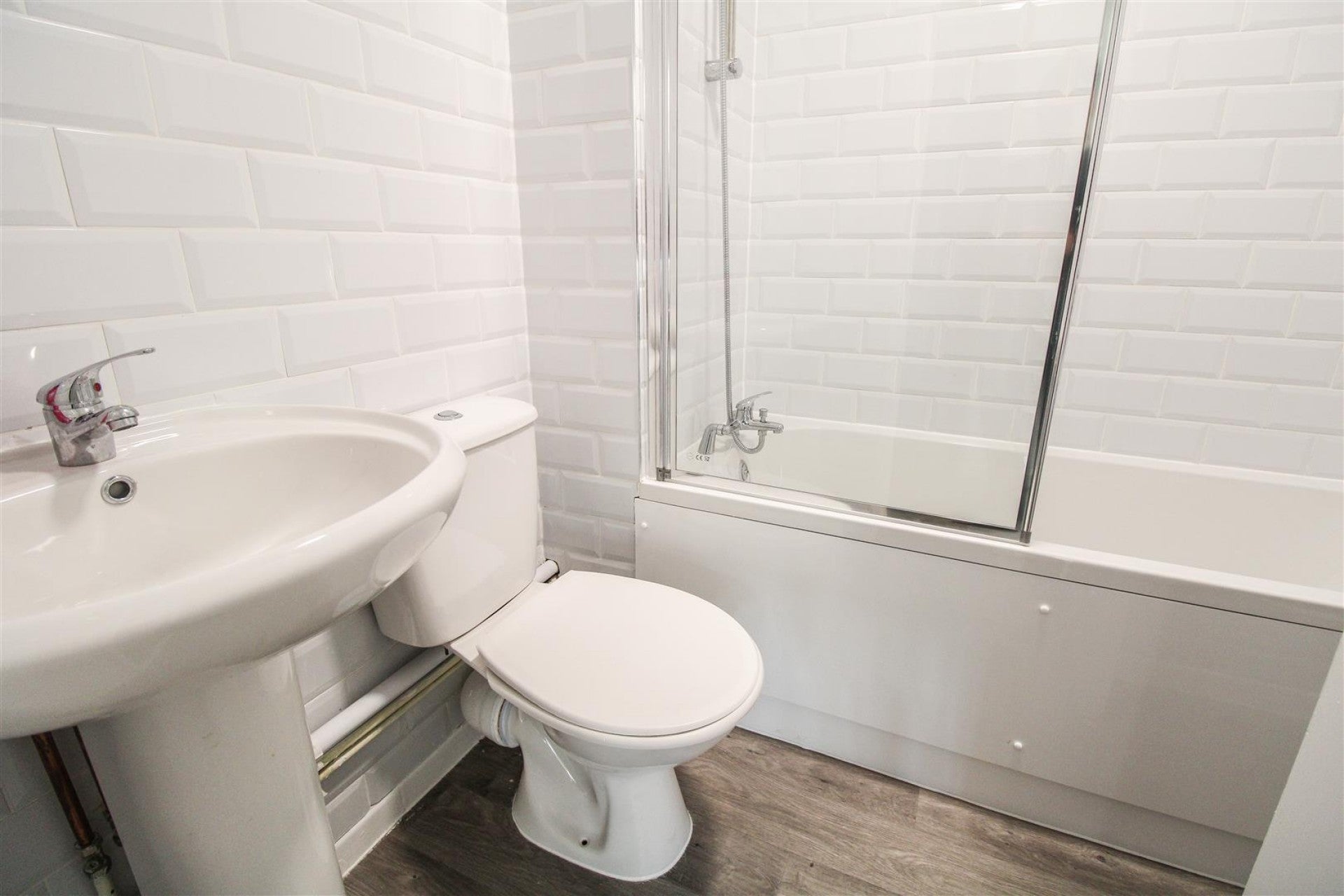 Flat Wharley Hook in Harlow