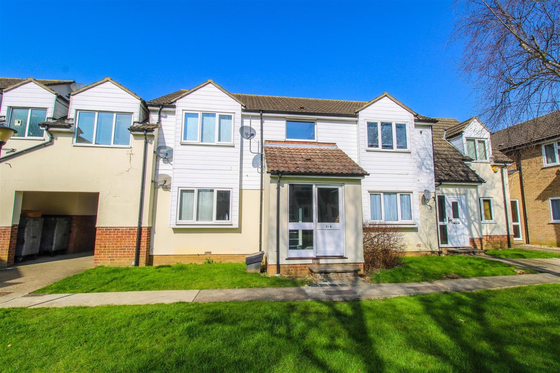Flat Wharley Hook in Harlow