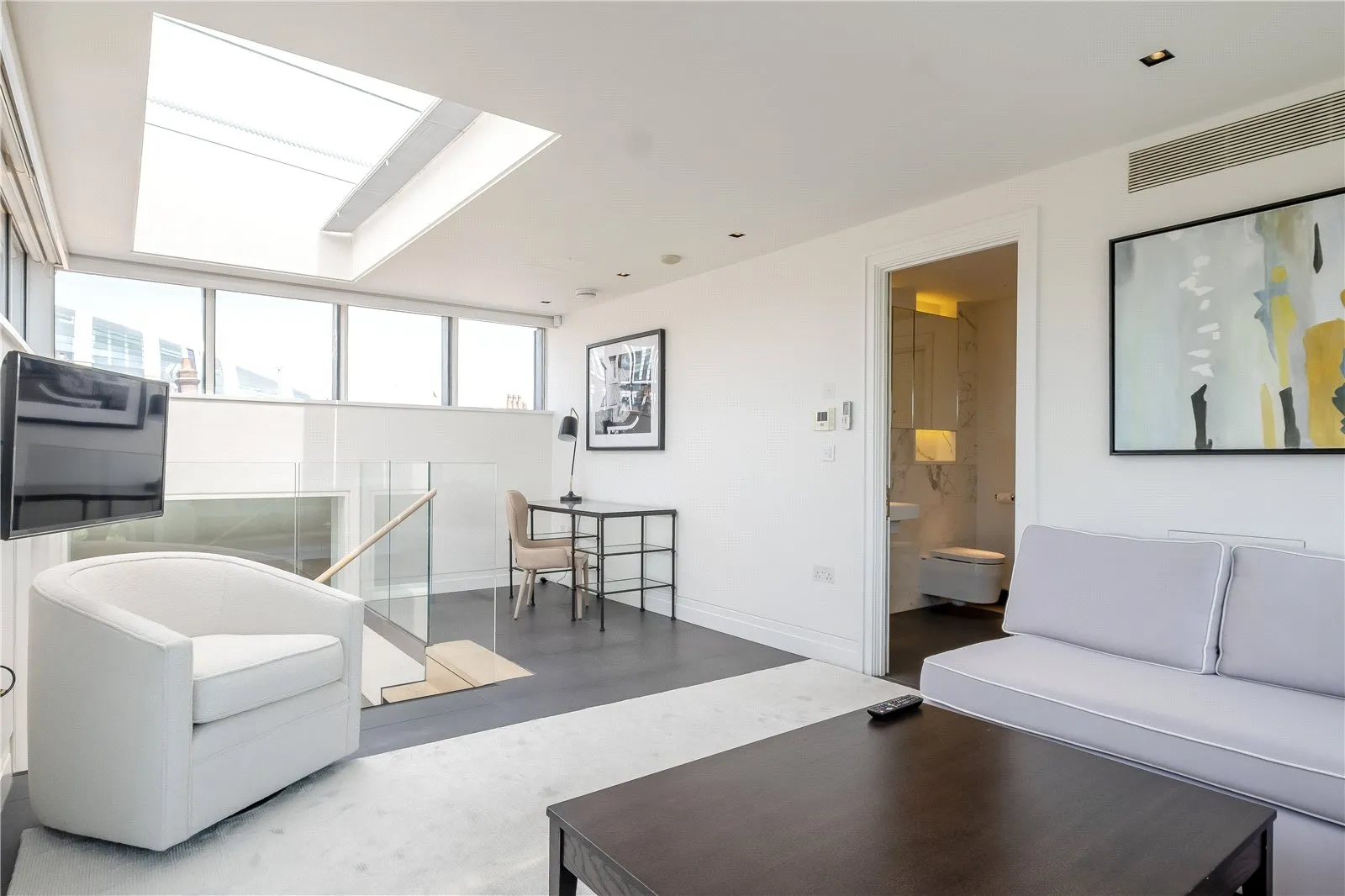 Flat North Audley Street in City of Westminster