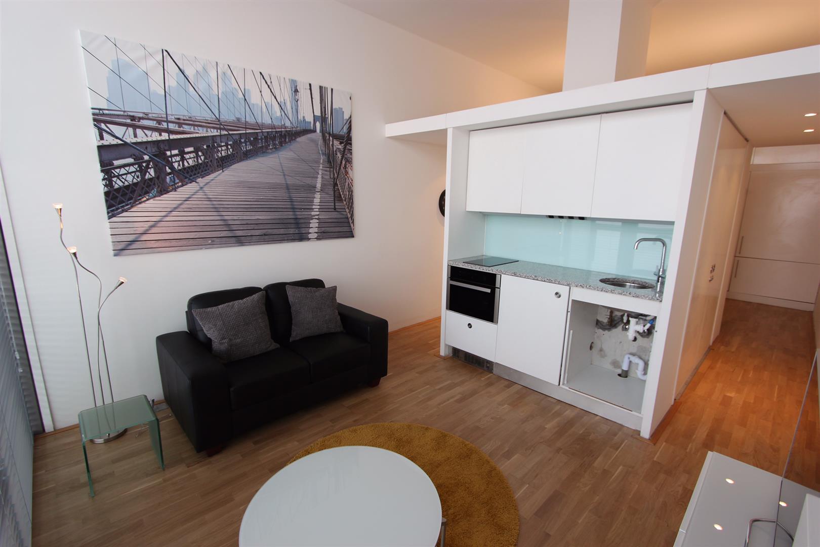 Flat Greengate in Salford
