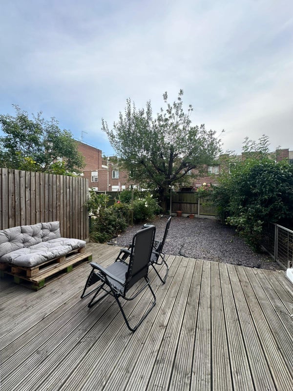 Room Mansford Street in Greater London