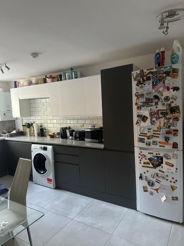 Room Mansford Street in Greater London