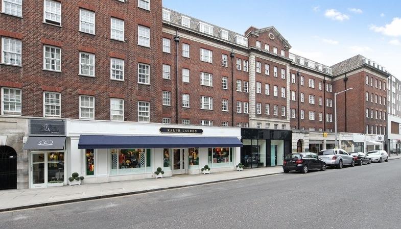 Flat Fulham Road in Greater London