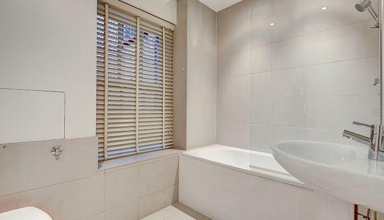 Flat Fulham Road in Greater London