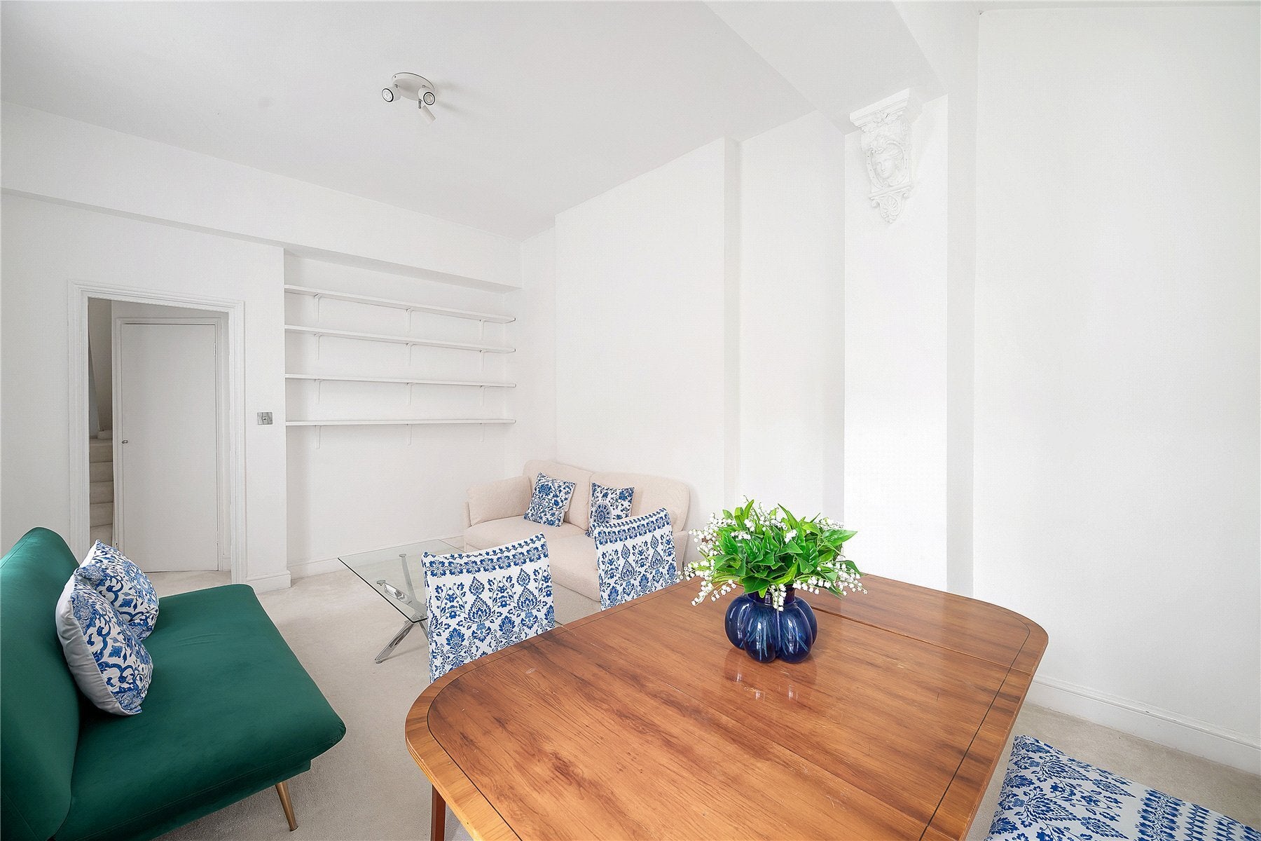 Flat Nevern Square in Greater London