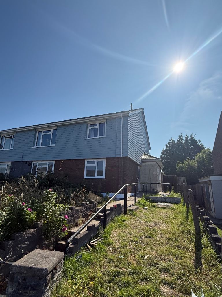 Flat Bwlch Crescent in Neath