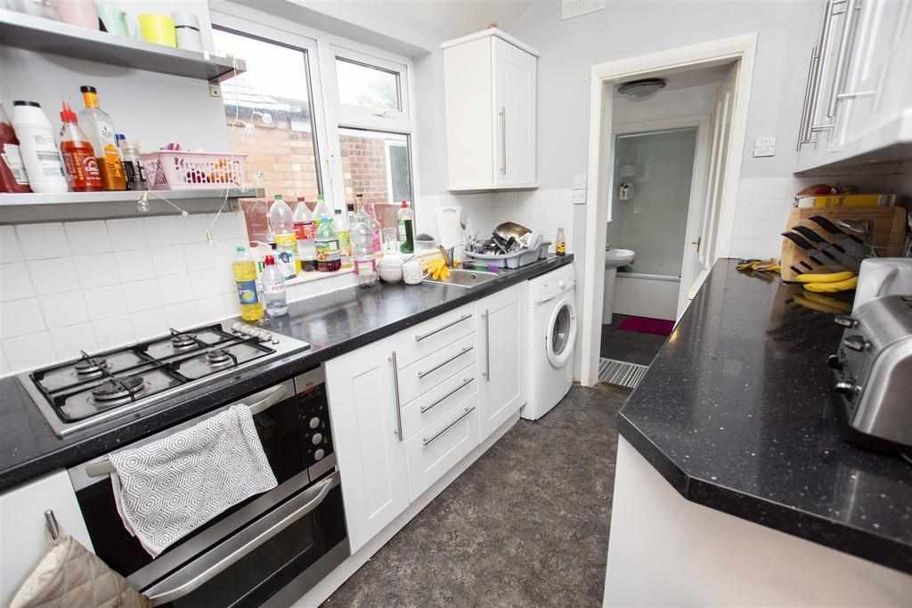 Flat Pershore Road in Birmingham