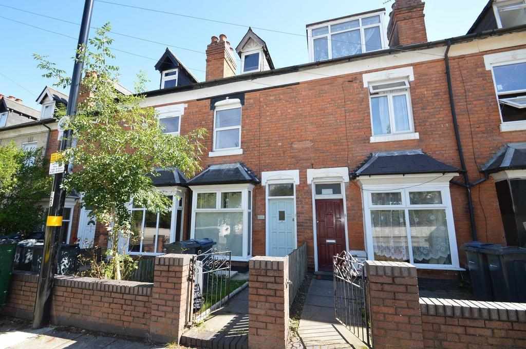 Flat Pershore Road in Birmingham