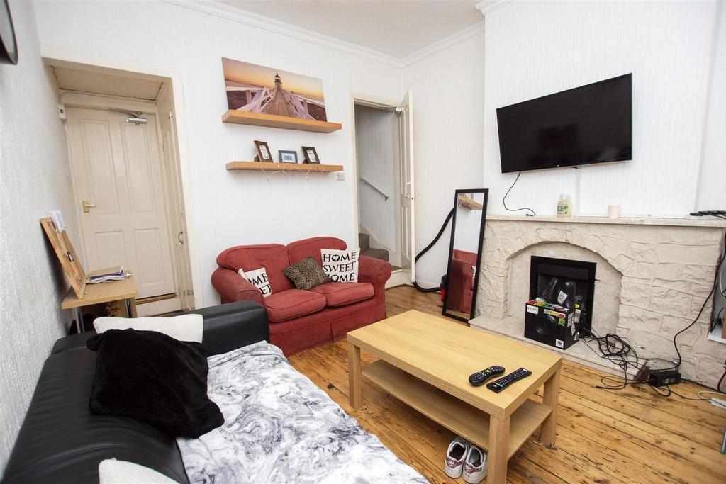 Flat Pershore Road in Birmingham